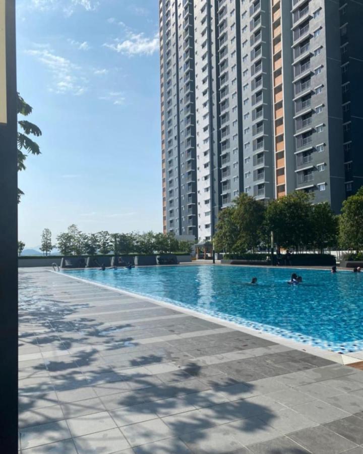 Mqa Roomstay * Sepang